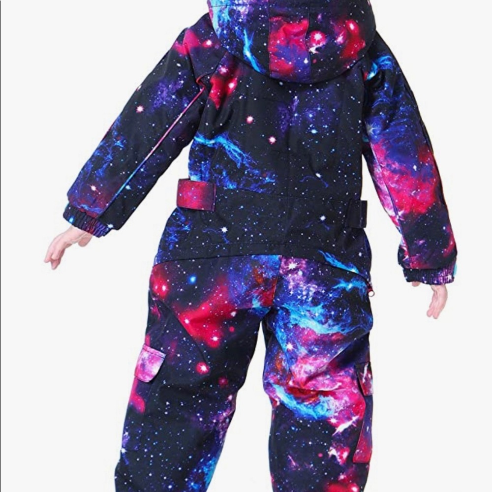 Blue Magic Kid's One Piece Snowsuit Ski  Size 4T (100CM). NWT.